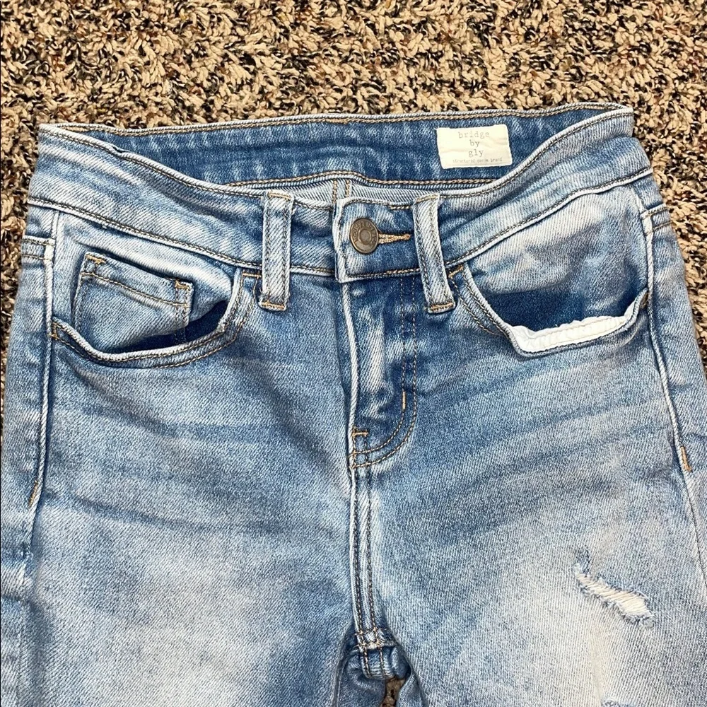 Bridge By Gly Mid Rise Skinny Women's Light Blue Distressed Jeans Sz 23 | EUC - Picture 2 of 5